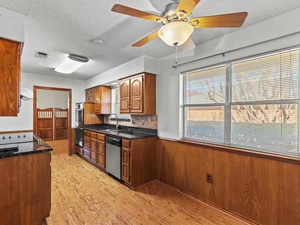 416  Newcastle Drive , DeSoto Texas 75115