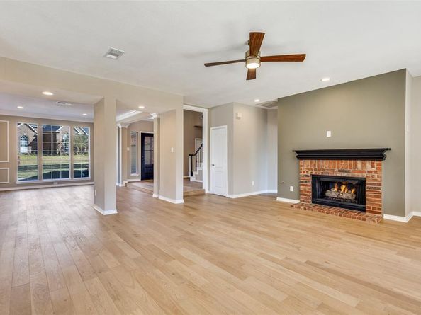 2822  Roundrock  , McKinney Texas 75072