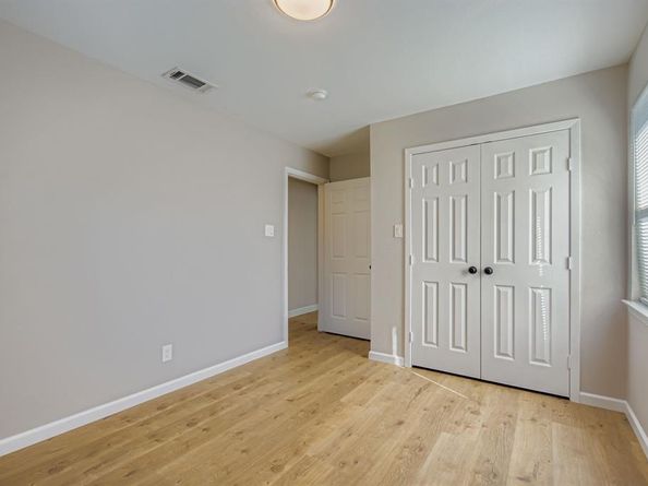 110 W Marguerita Drive , Garland Texas 75040