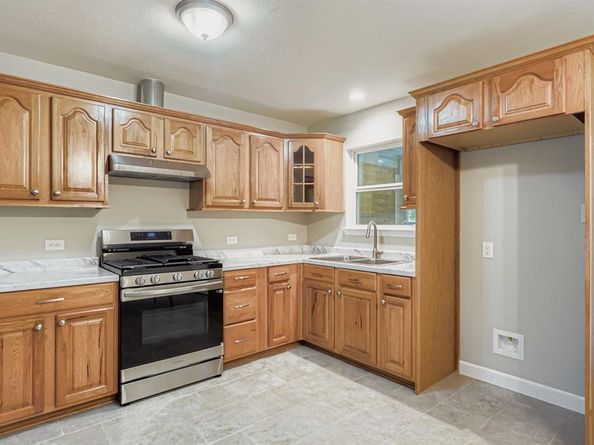 110 W Marguerita Drive , Garland Texas 75040