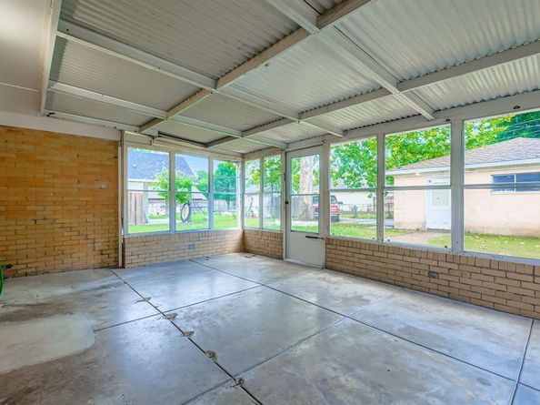 110 W Marguerita Drive , Garland Texas 75040