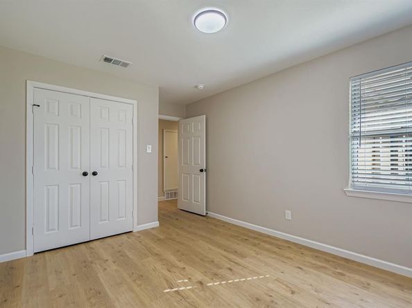 110 W Marguerita Drive , Garland Texas 75040