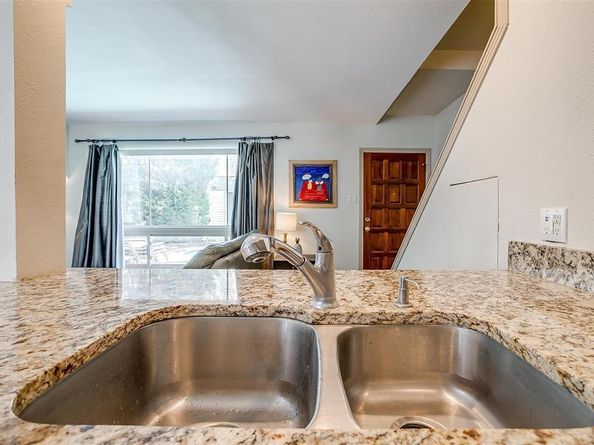 2710  Douglas Avenue  114, Dallas Texas 75219