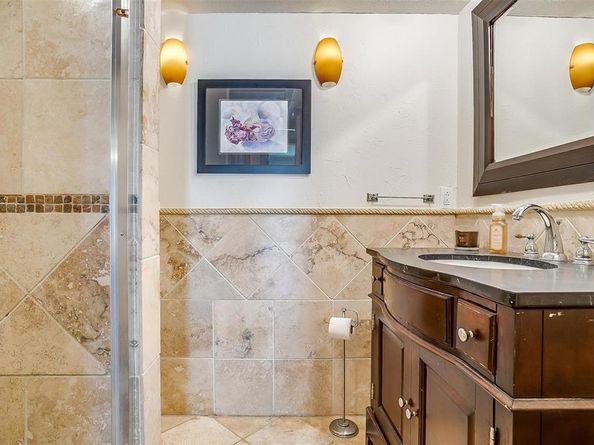 2710  Douglas Avenue  114, Dallas Texas 75219