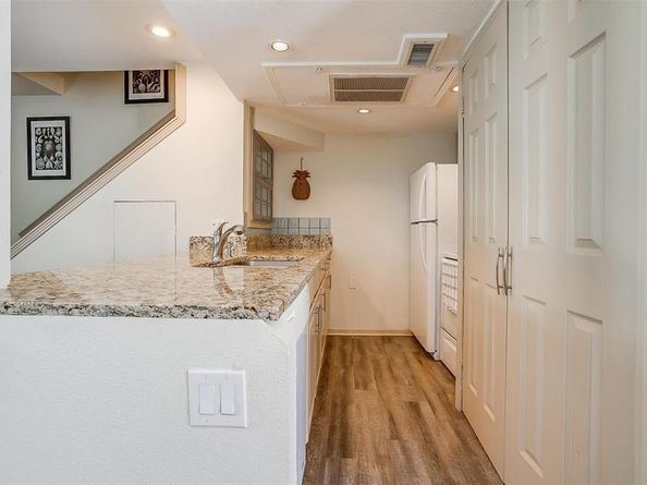 2710  Douglas Avenue  114, Dallas Texas 75219