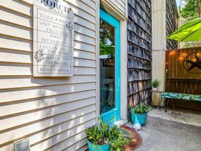 2710  Douglas Avenue  114, Dallas Texas 75219