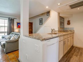 2710  Douglas Avenue  114, Dallas Texas 75219