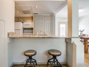2710  Douglas Avenue  114, Dallas Texas 75219
