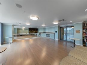 330 E Las Colinas Boulevard  164, Irving Texas 75039