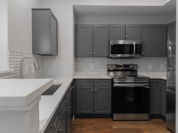 330 E Las Colinas Boulevard  164, Irving Texas 75039