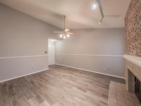 2101  Saint Michaels Drive  209, Arlington Texas 76011