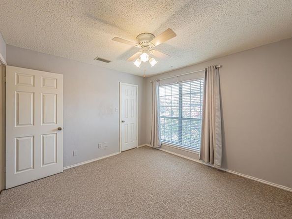 2101  Saint Michaels Drive  209, Arlington Texas 76011