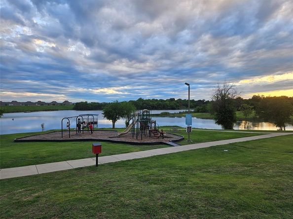 5320  Bear Valley Drive , McKinney Texas 75071