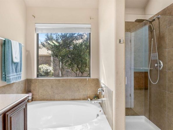 5320  Bear Valley Drive , McKinney Texas 75071