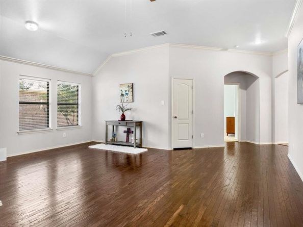 5320  Bear Valley Drive , McKinney Texas 75071