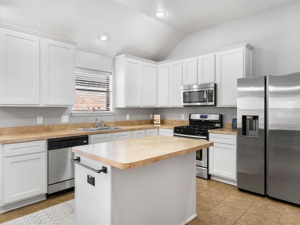 5320  Bear Valley Drive , McKinney Texas 75071