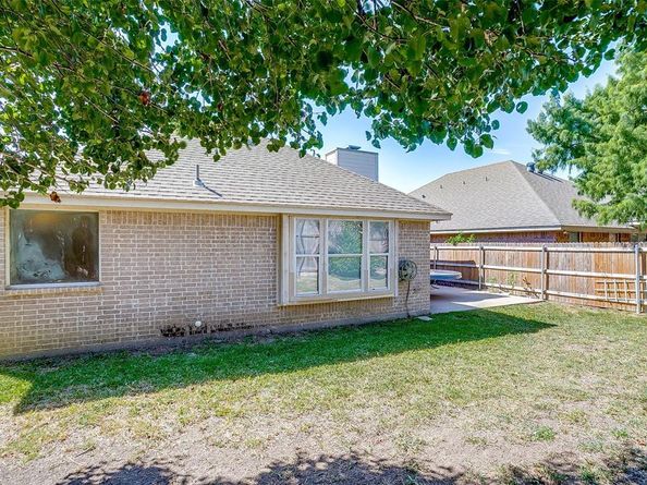 9129  River Trails Boulevard , Fort Worth Texas 76118