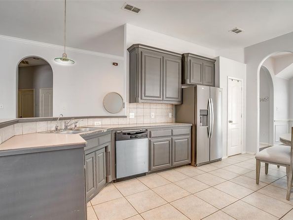 9129  River Trails Boulevard , Fort Worth Texas 76118
