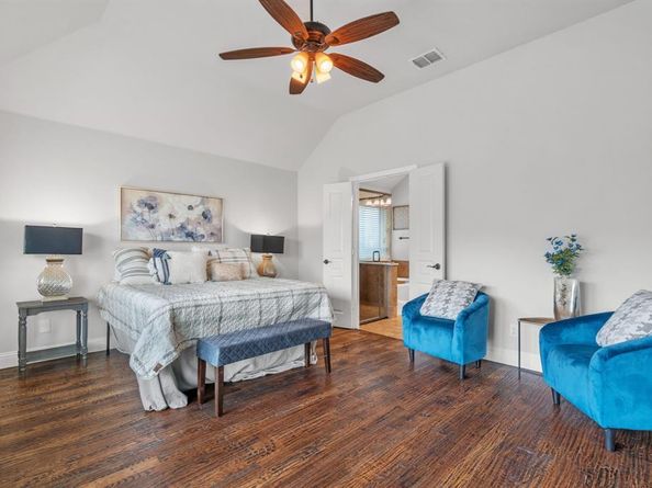 1609  Emerald Tree Place , Aubrey Texas 76227