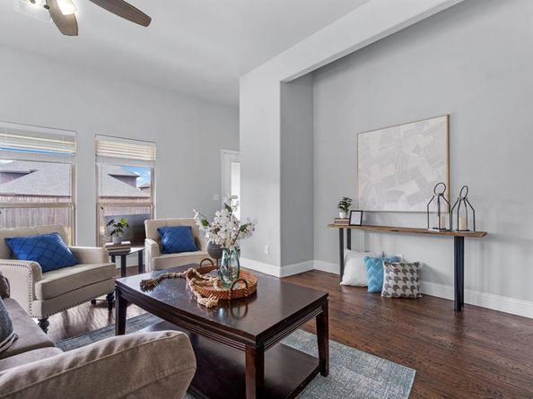 1609  Emerald Tree Place , Aubrey Texas 76227