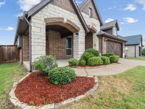 1609  Emerald Tree Place , Aubrey Texas 76227