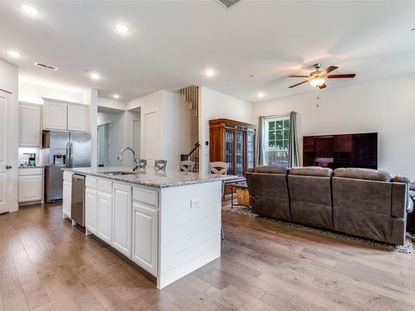 1052  Marian Drive , Allen Texas 75013
