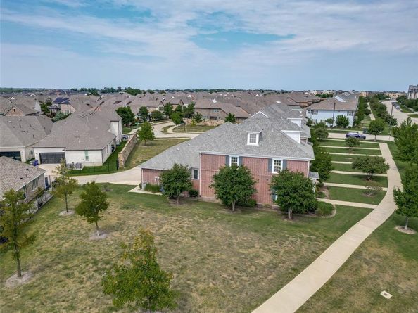 1052  Marian Drive , Allen Texas 75013