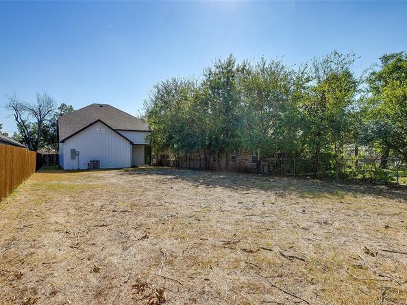 311  Russell Street , White Settlement Texas 76108