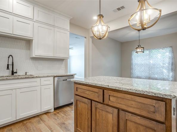 311  Russell Street , White Settlement Texas 76108