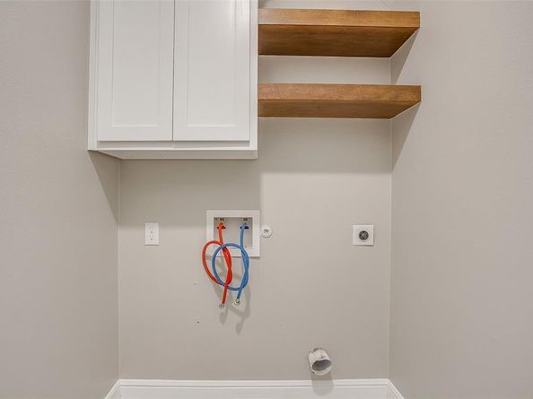 311  Russell Street , White Settlement Texas 76108
