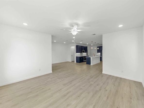 2681  Mineral Wells Lane , Dallas Texas 75228