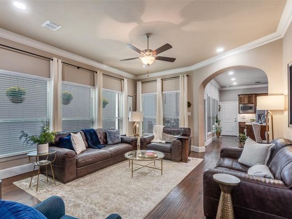 4904  Sage Hill Drive , Carrollton Texas 75010