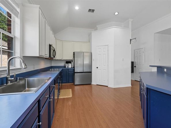 646  Huntington Lane , Allen Texas 75002