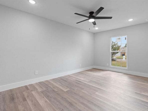 7805  Bermejo Road , Fort Worth Texas 76112