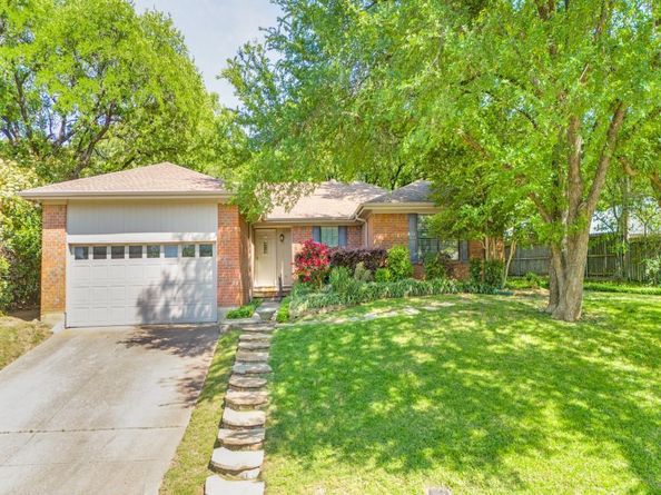 4411  Willow Bend Drive , Arlington Texas 76017
