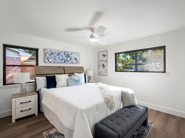 11329  Earlywood Drive , Dallas Texas 75218