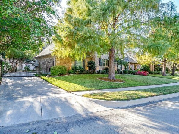 8963  Little Reata Trail , Benbrook Texas 76126