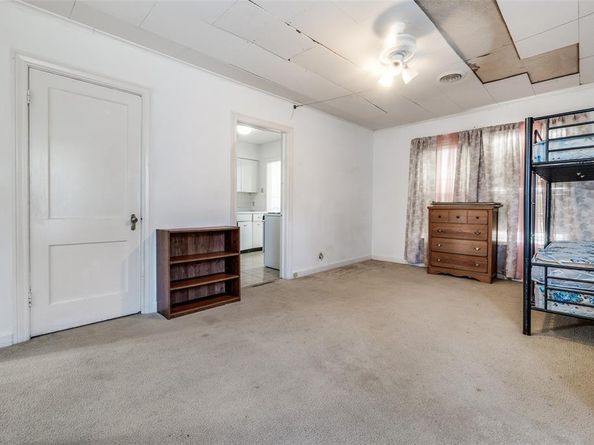 4501-4503  Highview Street , Cockrell Hill Texas 75211