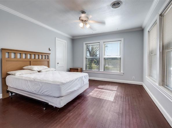 4501-4503  Highview Street , Cockrell Hill Texas 75211