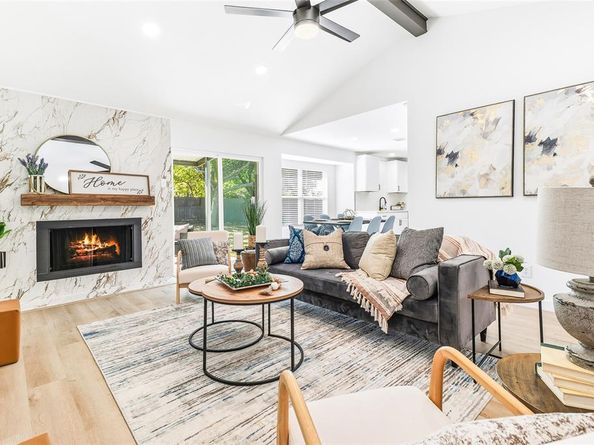 902  Warrington Court , Arlington Texas 76014