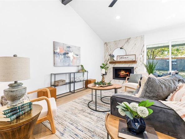 902  Warrington Court , Arlington Texas 76014