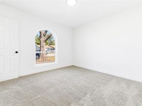 902  Warrington Court , Arlington Texas 76014