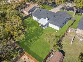 902  Warrington Court , Arlington Texas 76014