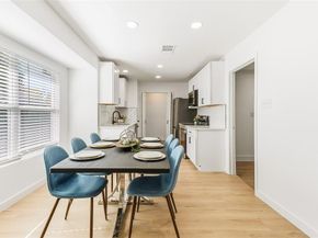 902  Warrington Court , Arlington Texas 76014