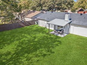 902  Warrington Court , Arlington Texas 76014