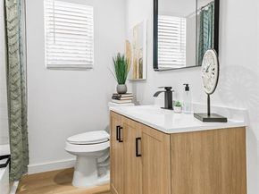 902  Warrington Court , Arlington Texas 76014