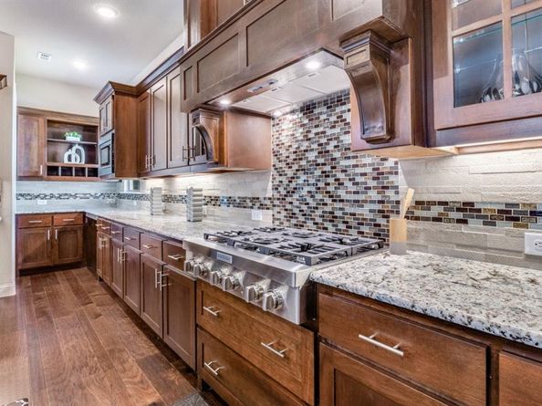 1403  Laurel Green Court , Arlington Texas 76005