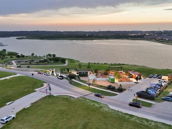 1403  Laurel Green Court , Arlington Texas 76005