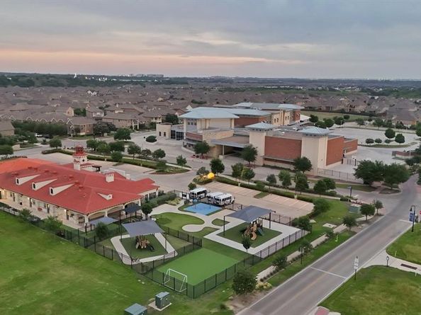 1403  Laurel Green Court , Arlington Texas 76005