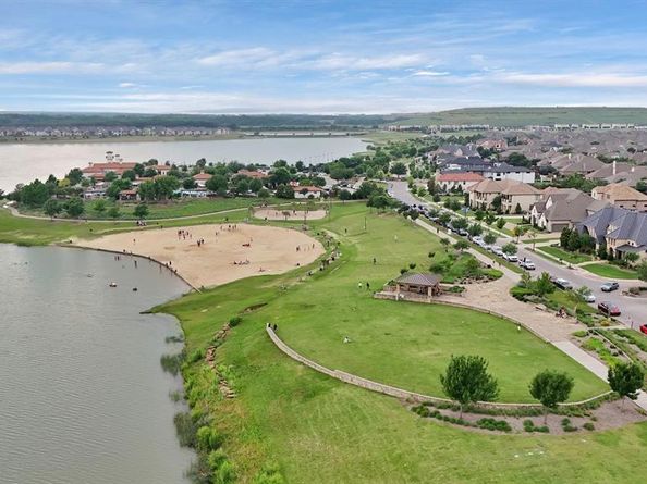 1403  Laurel Green Court , Arlington Texas 76005